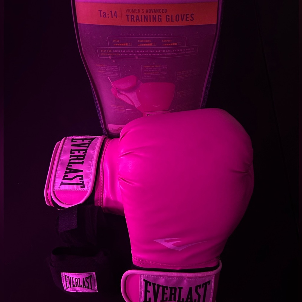 PINK Everlast Women’s Advanced Training Gloves